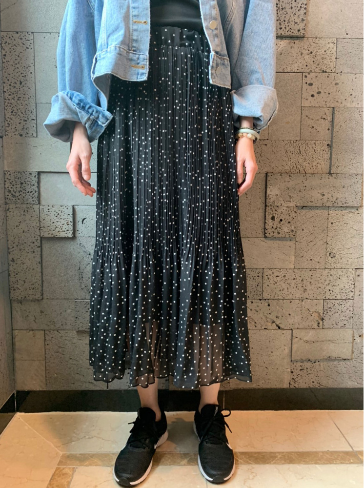 【正韓】點點雪紡鬆緊百褶裙-黑